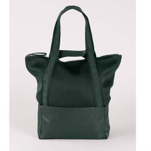 lululemon athletica Handbags - Lululemon Hot Mesh Tote Bag 30L - Dark Forest Green